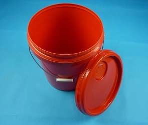 色母粒著(zhù)色塑料包裝桶